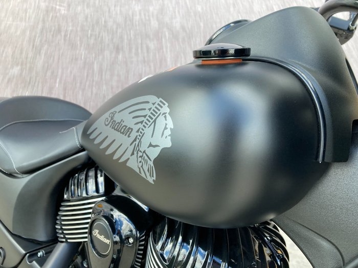 2020 Indian CHIEF CLASSIC Black