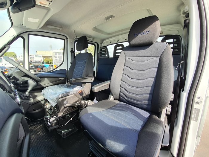 2020 IVECO 50C21 DUAL CAB 3750MM WHEELBASE WITH STEEL TRAY null null white