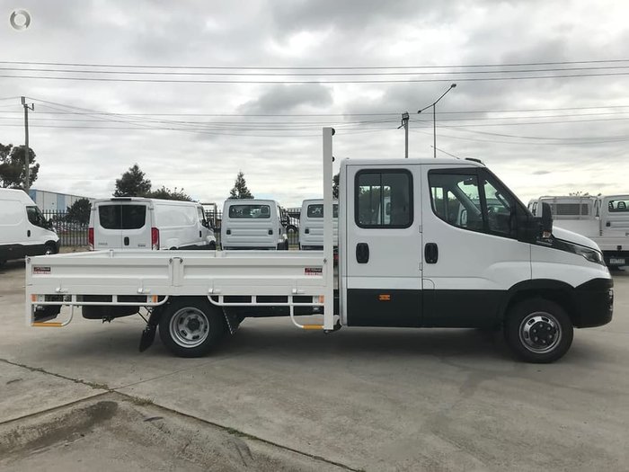 2020 IVECO 50C21 DUAL CAB 3750MM WHEELBASE WITH STEEL TRAY null null white