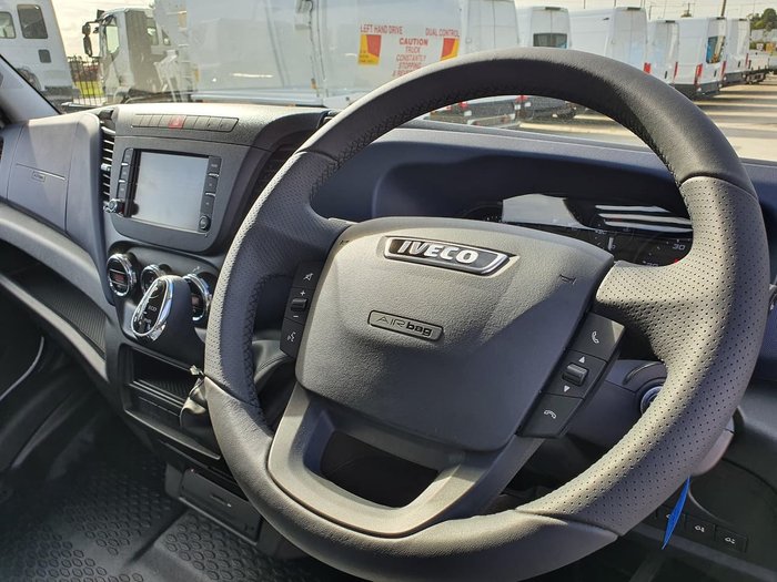 2020 IVECO 50C21 DUAL CAB 4350MM WHEELBASE null null white