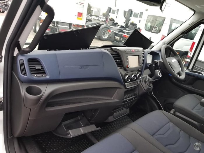 2020 IVECO IVECO 50C17 AUTO WITH 5.1M PANTECH BODY null null white