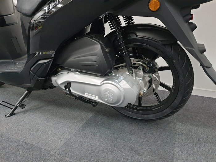 2020 Peugeot BELVILLE 200 RS Black