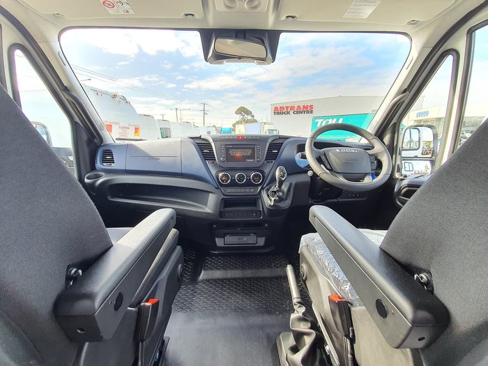 2019 IVECO 50C17 DUAL CAB IN STOCK - MUST SELL! null null White