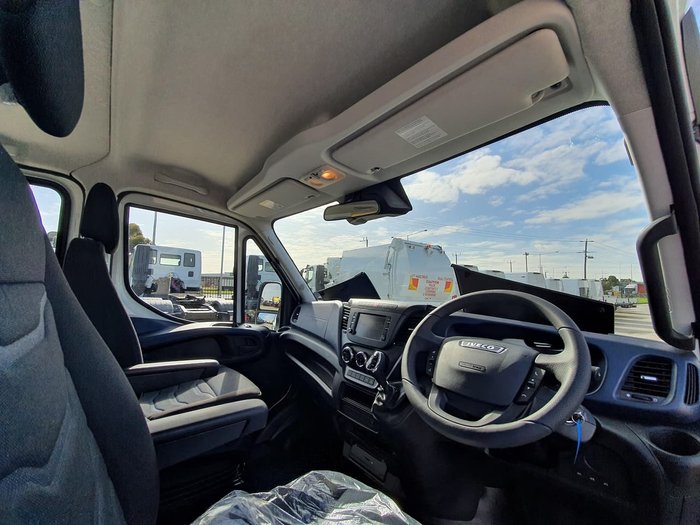 2019 IVECO 50C17 DUAL CAB IN STOCK - MUST SELL! null null White