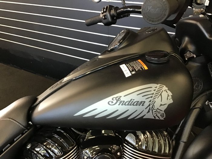 2020 Indian CHIEF DARK HORSE Black