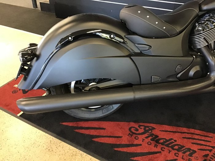 2020 Indian CHIEF DARK HORSE Black