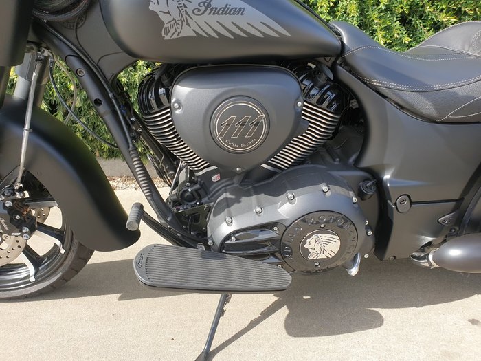 2020 Indian SPRINGFIELD DARK HORSE BLACK