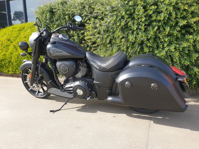 2020 Indian SPRINGFIELD DARK HORSE BLACK
