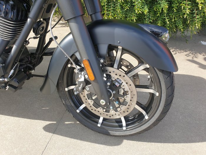 2020 Indian SPRINGFIELD DARK HORSE BLACK