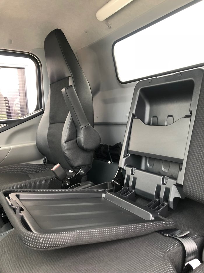 2020 FUSO CANTER CAR LICENCE PAN PANTECH SAFETY PACK TUCKAWAY TAILGATE null null White