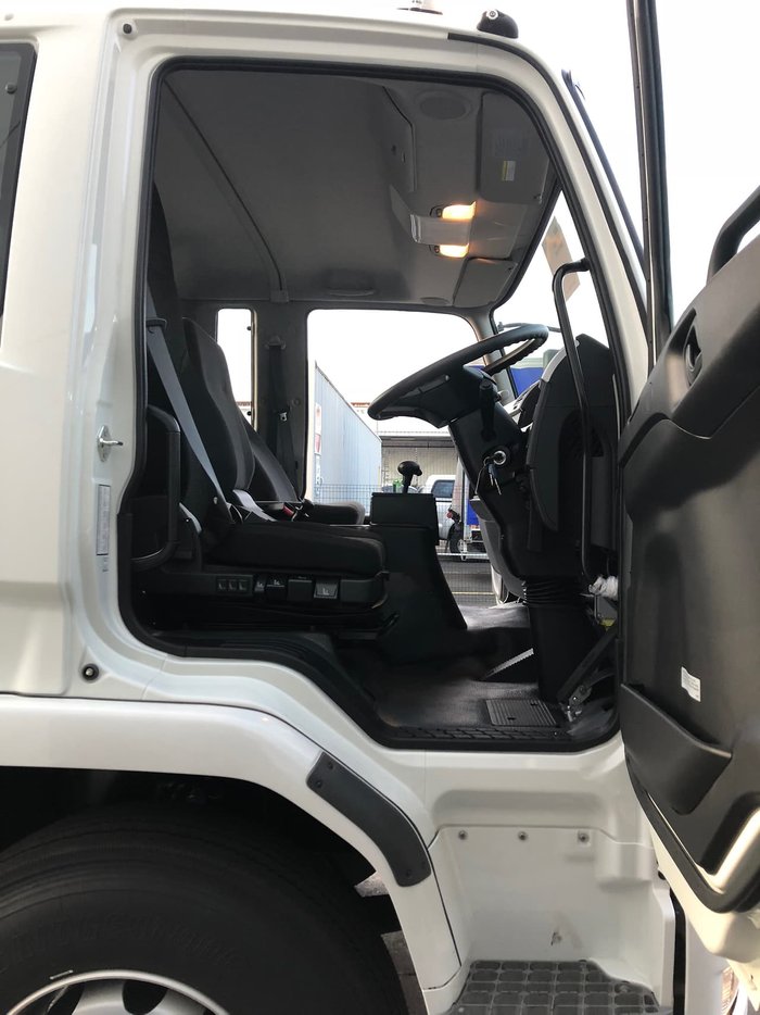 2020 FUSO FIGHTER 1627 CAB CHASSIS AIR BAG ALLISON AUTOMATIC null null White