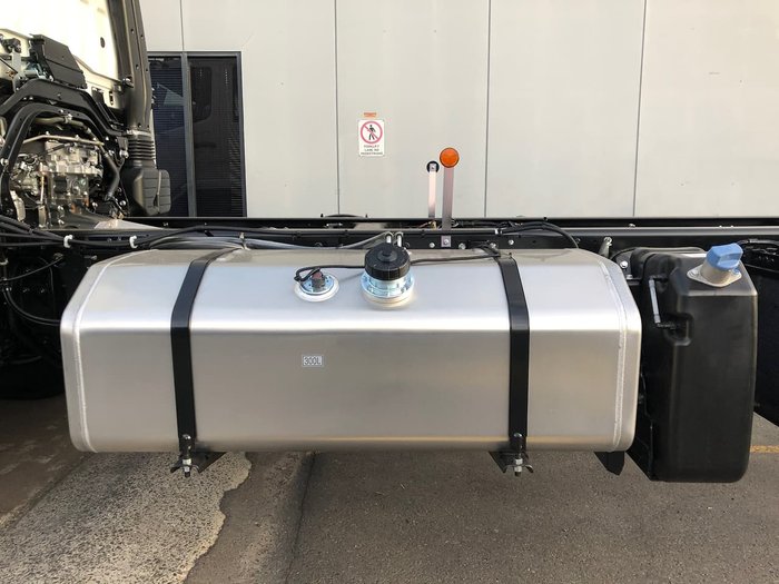 2020 FUSO FIGHTER 1627 CAB CHASSIS AIR BAG ALLISON AUTOMATIC null null White