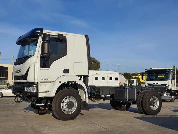 2021 IVECO ML150 4X4 SLEEPER CAB null null White