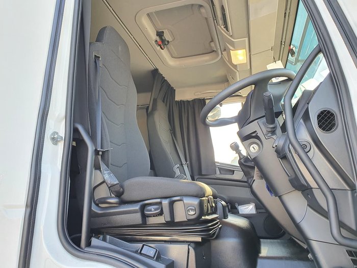 2021 IVECO ML150 4X4 SLEEPER CAB null null White