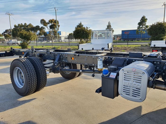 2021 IVECO ML150 4X4 SLEEPER CAB null null White