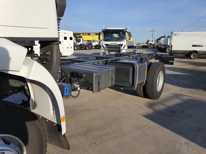 2021 IVECO ML150 4X4 SLEEPER CAB null null White