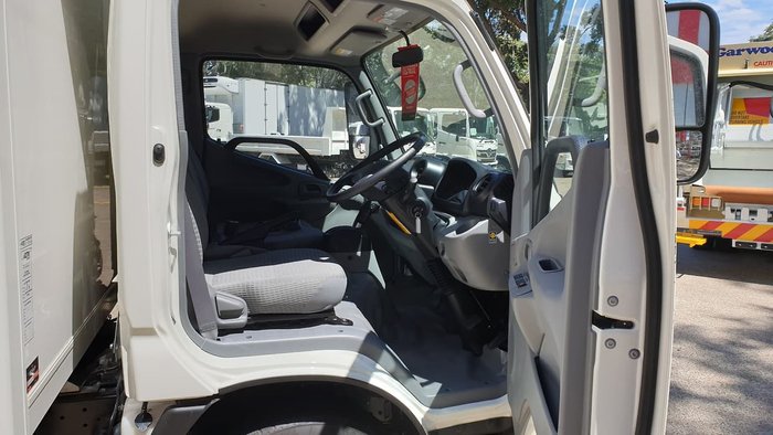 2020 HINO 300 SERIES 616 IFS AUTO FRIDGE TRUCK null null White