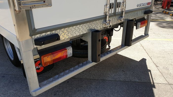 2020 HINO 300 SERIES 616 IFS AUTO FRIDGE TRUCK null null White