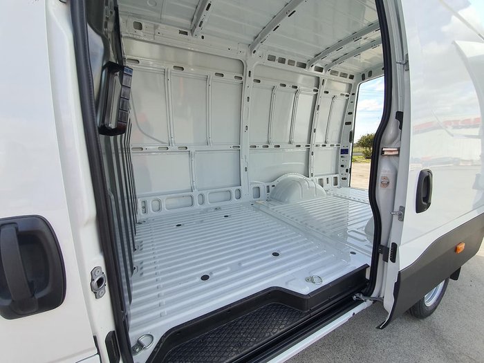 2020 IVECO 50C21 205HP AUTO 12M VAN - IN STOCK NOW! null null white