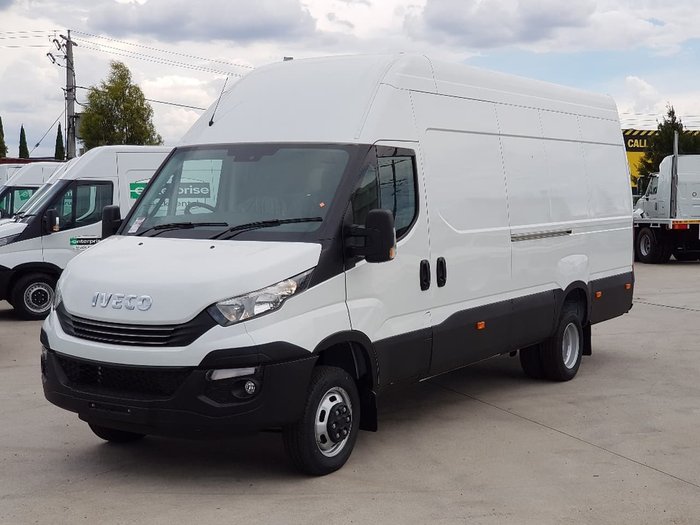 2020 IVECO 50C17 18M VAN null null White