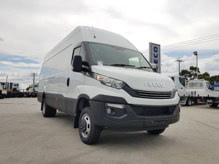 2020 IVECO 50C17 18M VAN null null White