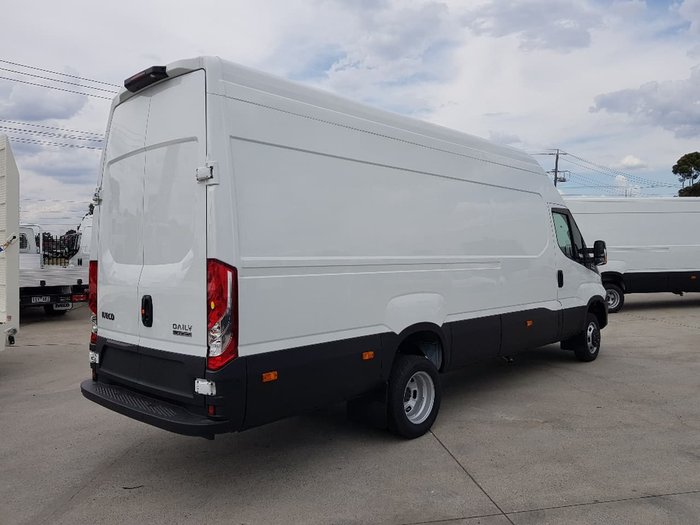 2020 IVECO 50C17 18M VAN null null White