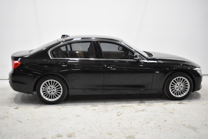 2014 BMW 3 Series 320d Luxury Line F30 Black