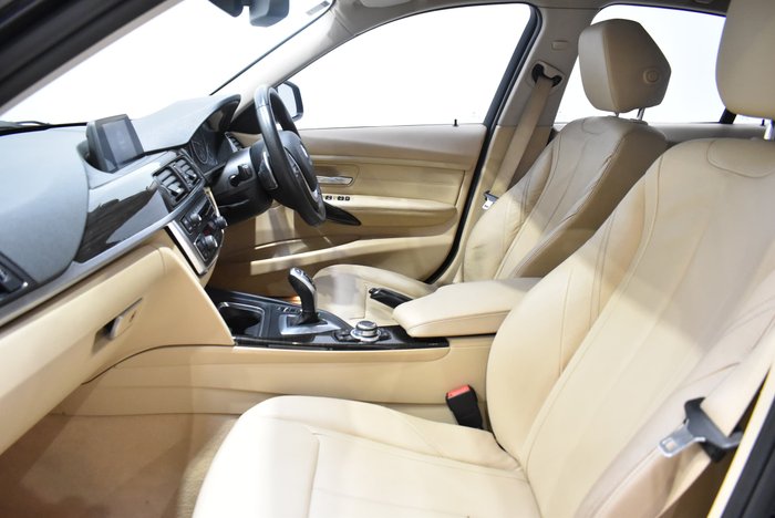 2014 BMW 3 Series 320d Luxury Line F30 Black