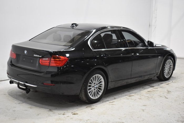 2014 BMW 3 Series 320d Luxury Line F30 Black