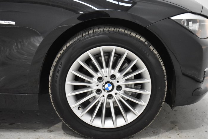 2014 BMW 3 Series 320d Luxury Line F30 Black