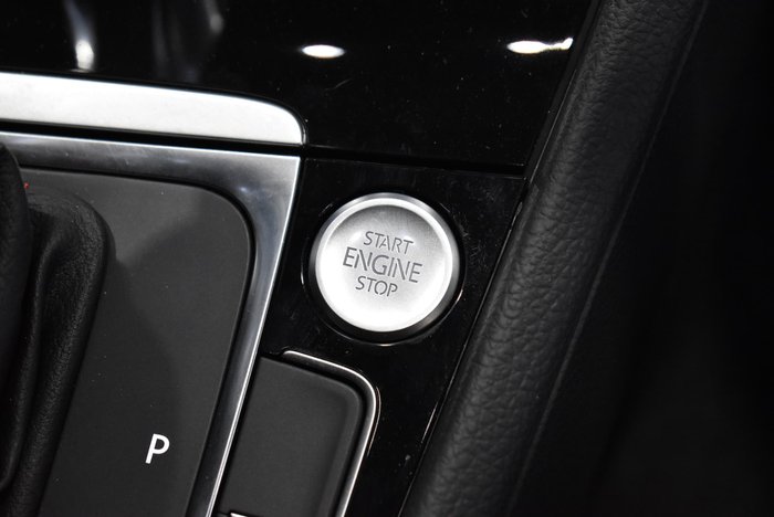 2019 Volkswagen Golf GTI 7.5 MY19.5 Deep Black