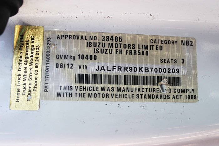 2012 ISUZU FRR500 8 PALLET WHITE