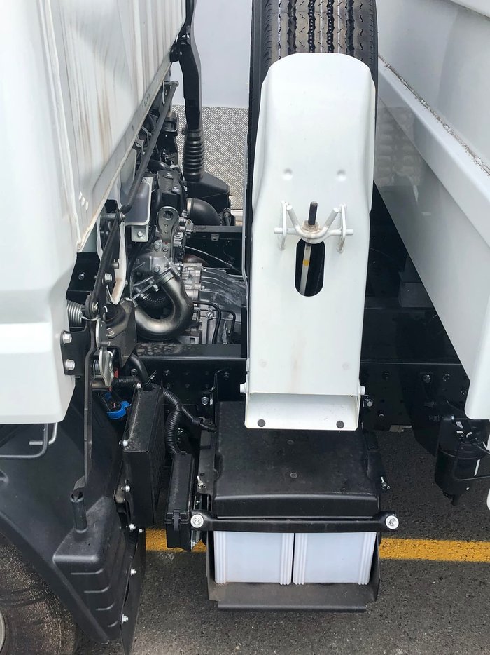 2020 FUSO CANTER 815 FACTORY TIPPER SAFETY PACK AMT null null White