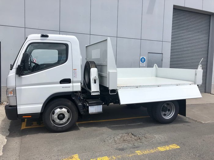 2020 FUSO CANTER 815 FACTORY TIPPER SAFETY PACK AMT null null White