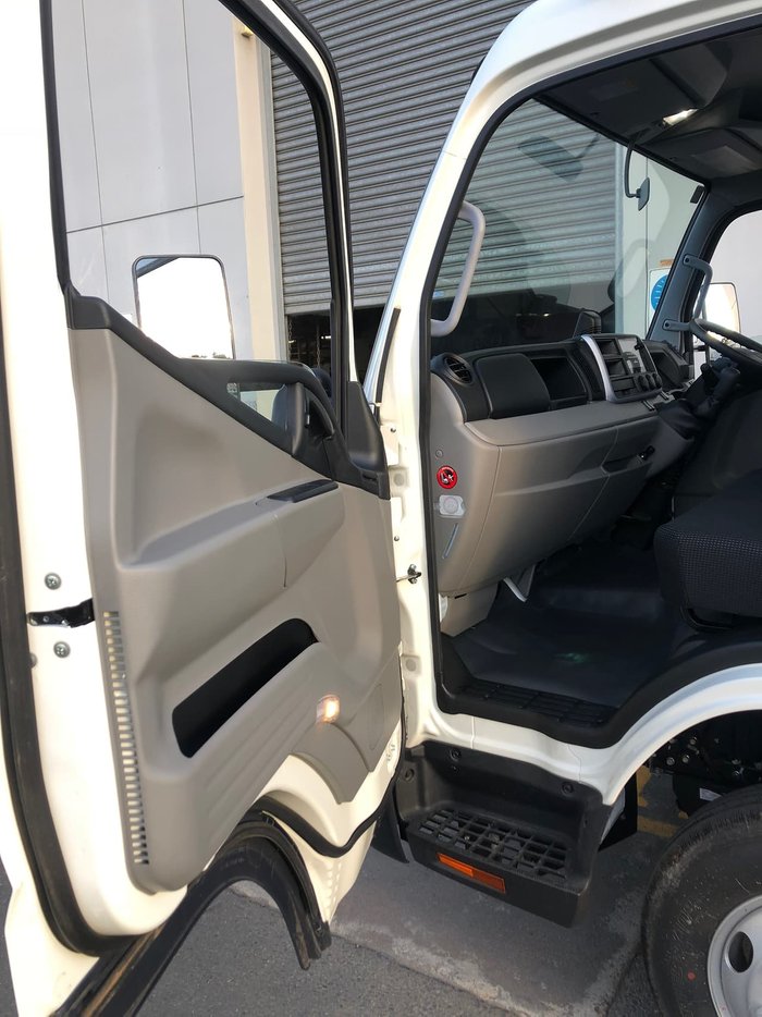 2020 FUSO CANTER 815 FACTORY TIPPER MANUAL null null White