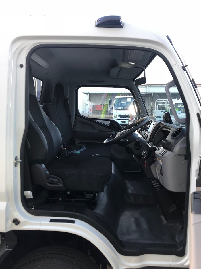 2020 FUSO CANTER 815 FACTORY TIPPER MANUAL null null White