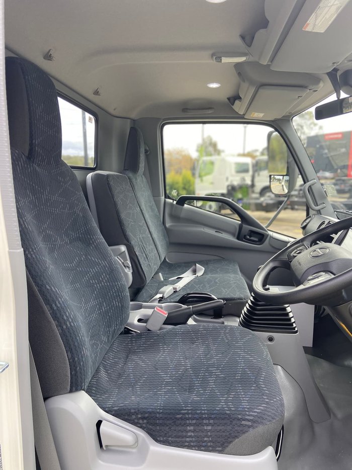 2020 HINO 300 SERIES 717 TIPPER - NEW MODEL null null White