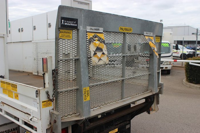 2013 ISUZU FTR 900 WHITE