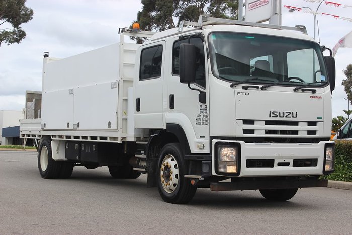 2013 ISUZU FTR 900 WHITE