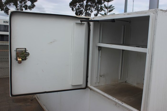 2013 ISUZU FTR 900 WHITE