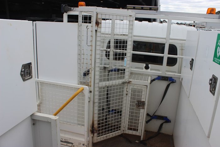 2013 ISUZU FTR 900 WHITE