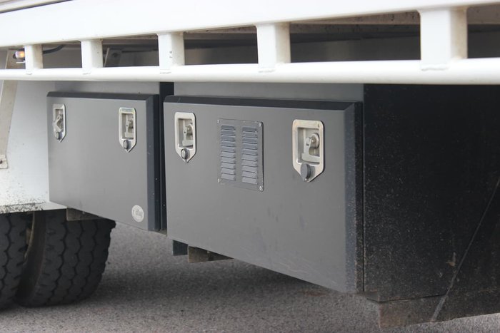 2013 ISUZU FTR 900 WHITE