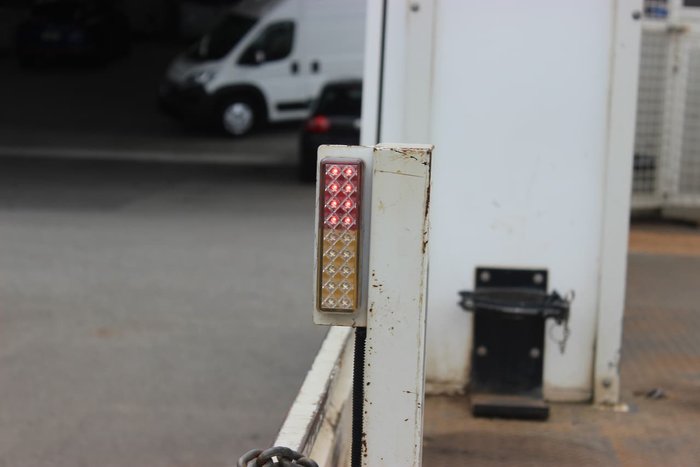 2013 ISUZU FTR 900 WHITE