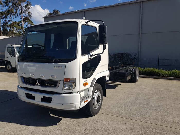 2020 FUSO FIGHTER 1224 AUTO AIR - CAB CHASSIS White