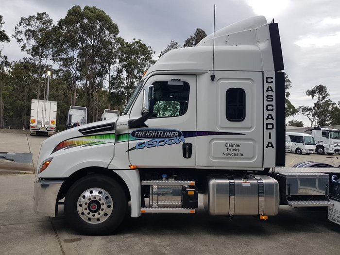 2020 Freightliner Cascadia 126 - 48" Sleeper For Sale in Beresfield