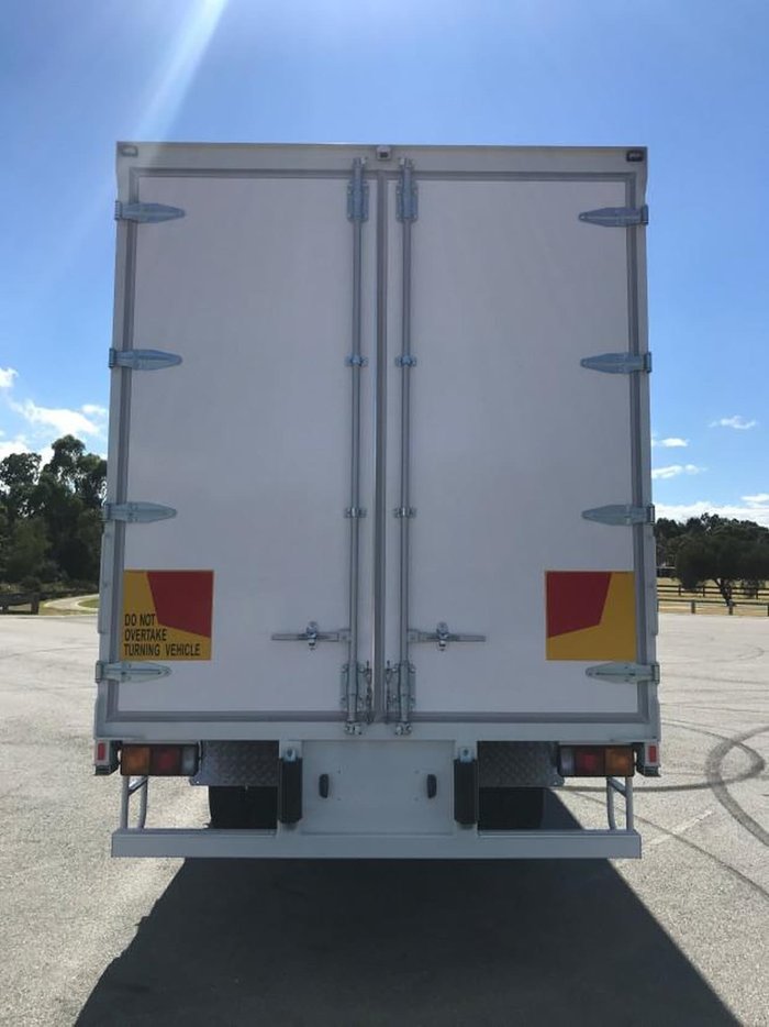 2020 FUSO FIGHTER 1124 AUTO FK62FLY1RFAL null null null