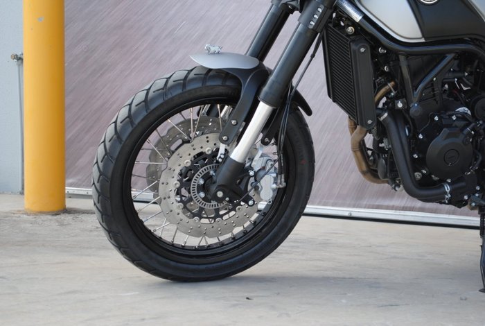 2020 Benelli LEONCINO (ABS) Silver