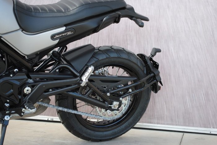 2020 Benelli LEONCINO (ABS) Silver