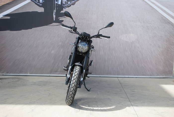 2020 Benelli LEONCINO (ABS) Silver