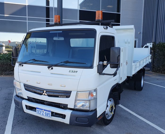 2013 FUSO 815 CANTER WHITE